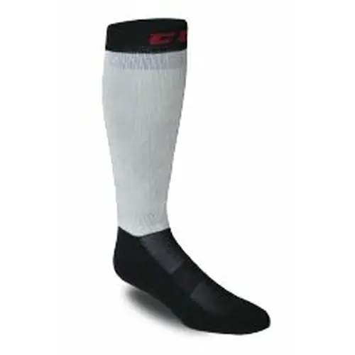 ccm-noski-pro-line-cut-5-sr-s-zashchitoi-ot-porezov-dlinnye-noski